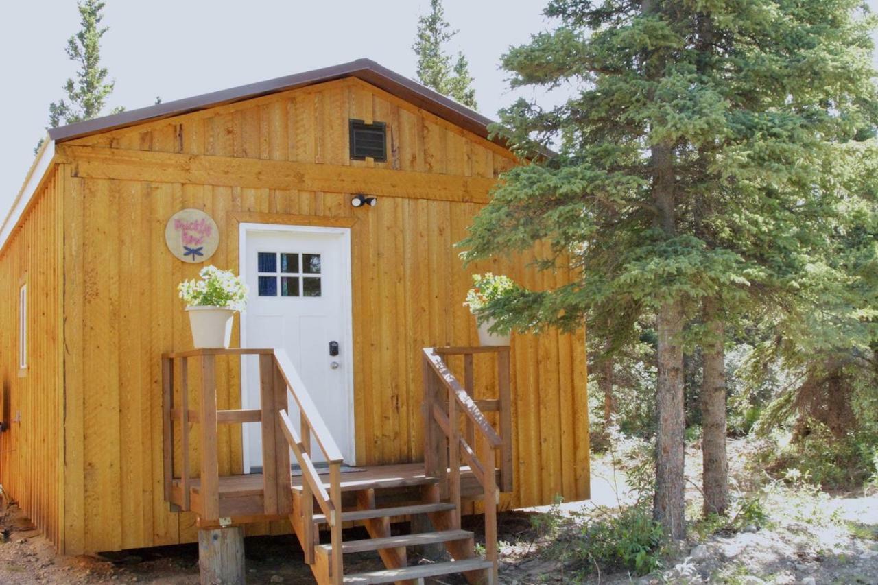 Arctic Dragonfly Inn Хілі Екстер'єр фото